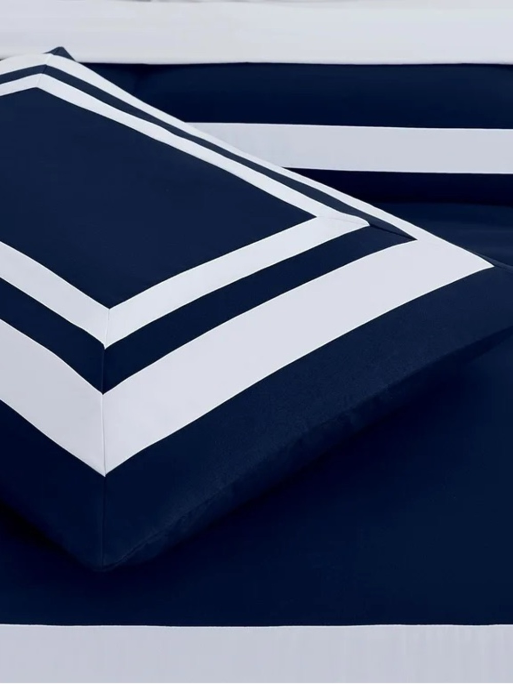 Navy & White Geometric Border Queen 3 piece Comforter Set - Picture 4 of 6